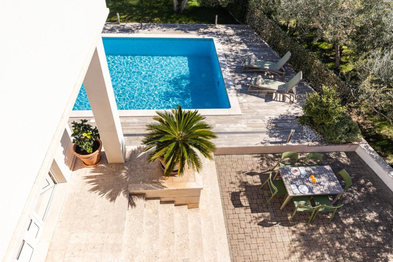 The Olive Poolhouse Apartment Split Exterior photo